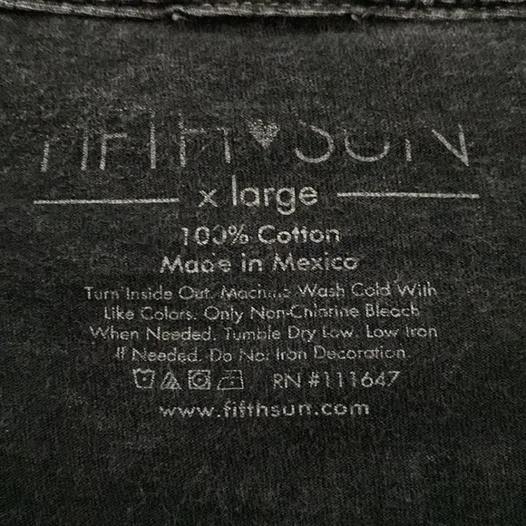 Crop Top - Heart Breakers - Picture 10 of 13